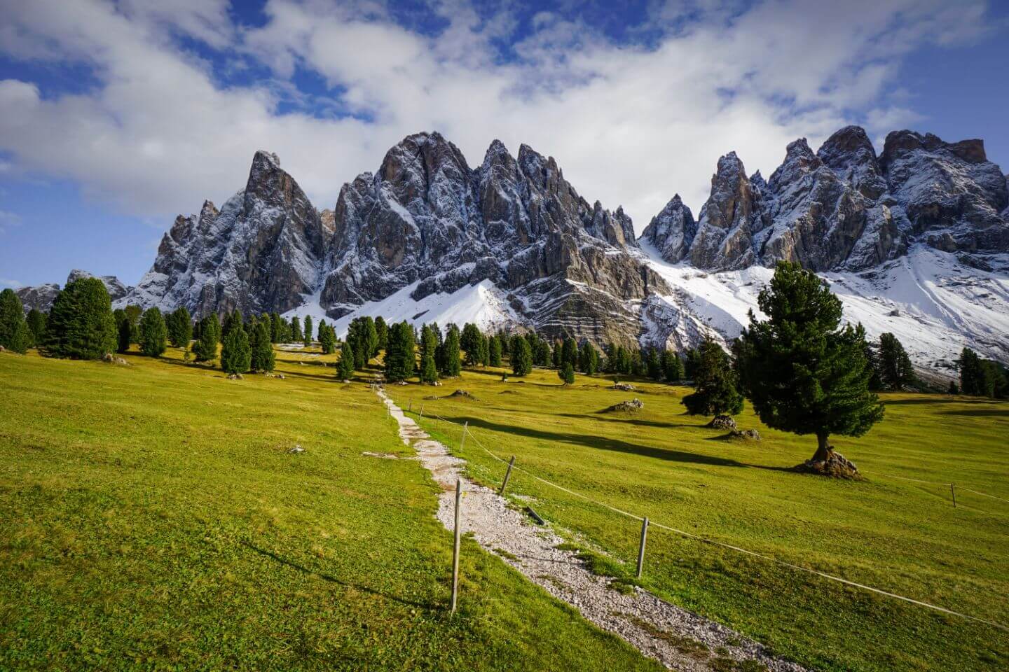 Hiking The Adolf Munkel Trail In Val Di Funes Dolomites hiking-the-adolf-munkel-trail-in-val-di-funes-dolomites