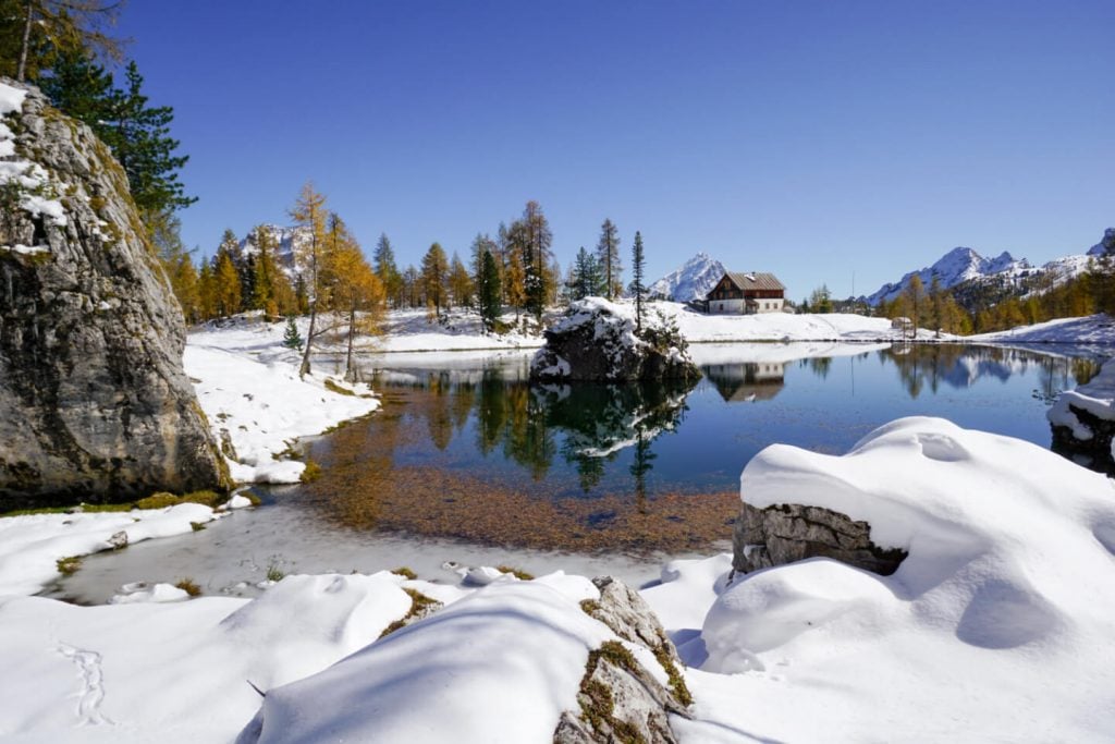 Lago di Federa and Rifugio Croda da Lago in October, Dolomites