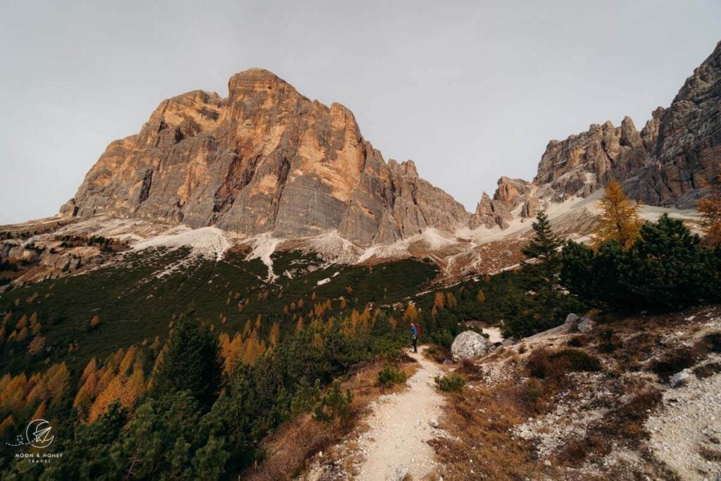 Trail 403, Rifugio Dibona to Tofana di Rozes, Dolomites