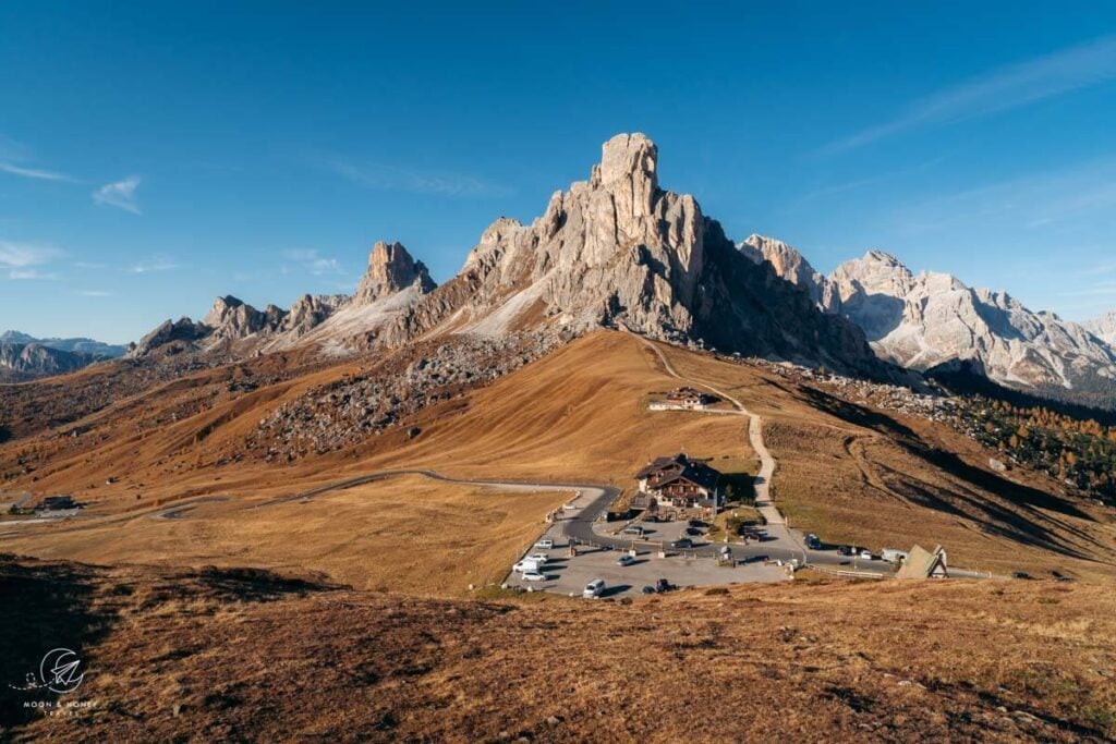 Passo Giau, Lago delle Baste trailhead