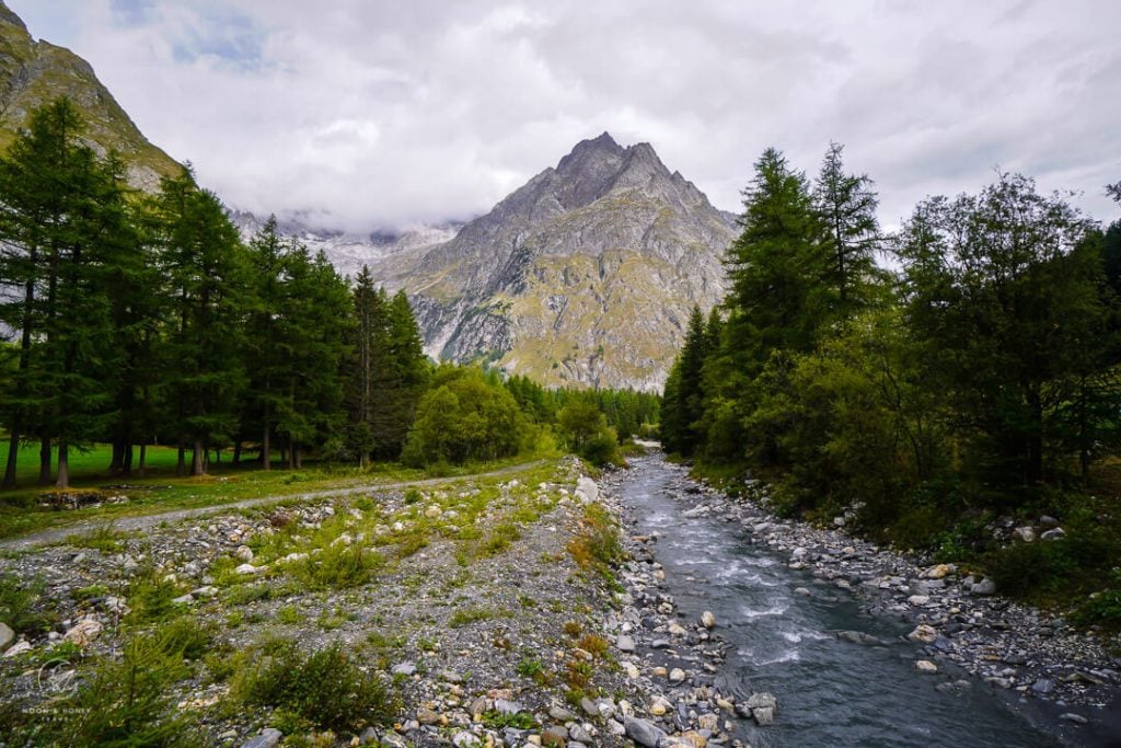 Ferret to La Fouly, Swiss Val Ferret, Switzerland
