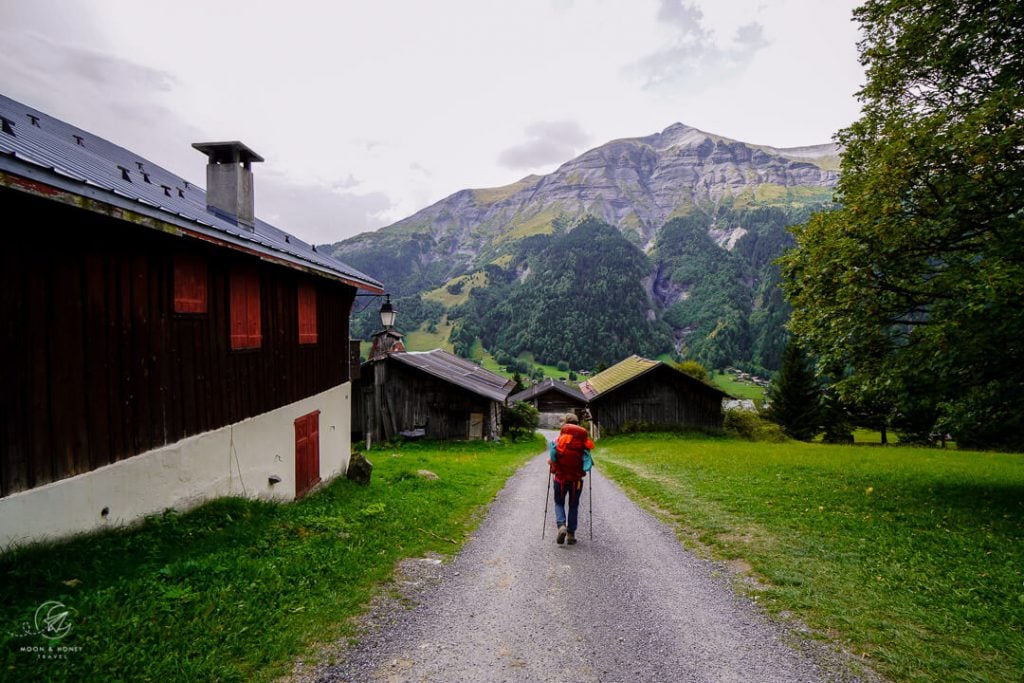 La Frasse to Les Contamines-Montjoie walking path, Tour du Mont Blanc, France