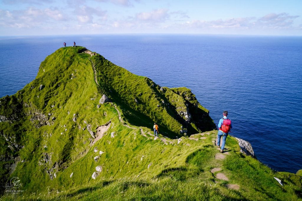 Hiking to Kallur Lighthouse Photo Spot, Narrow Ridge, Faroe Islands