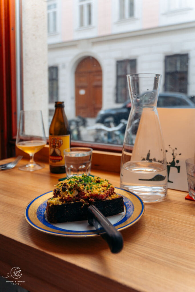 DasDrittl beef tartare, Vienna, 9th district