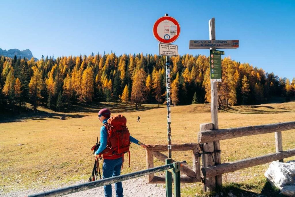 Passo Tre Croci - Lago di Sorapis Wanderweg 215 Ausgangspunkt, Dolomiten