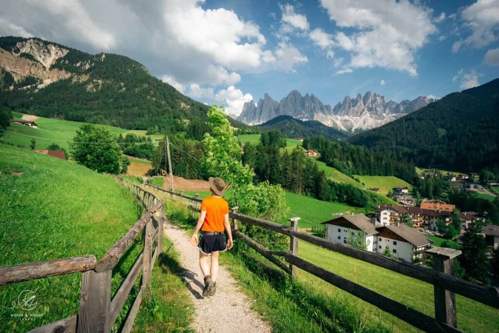 Panoramaweg + Sunnseitenweg, Villnösstal, Dolomiten, Südtirol