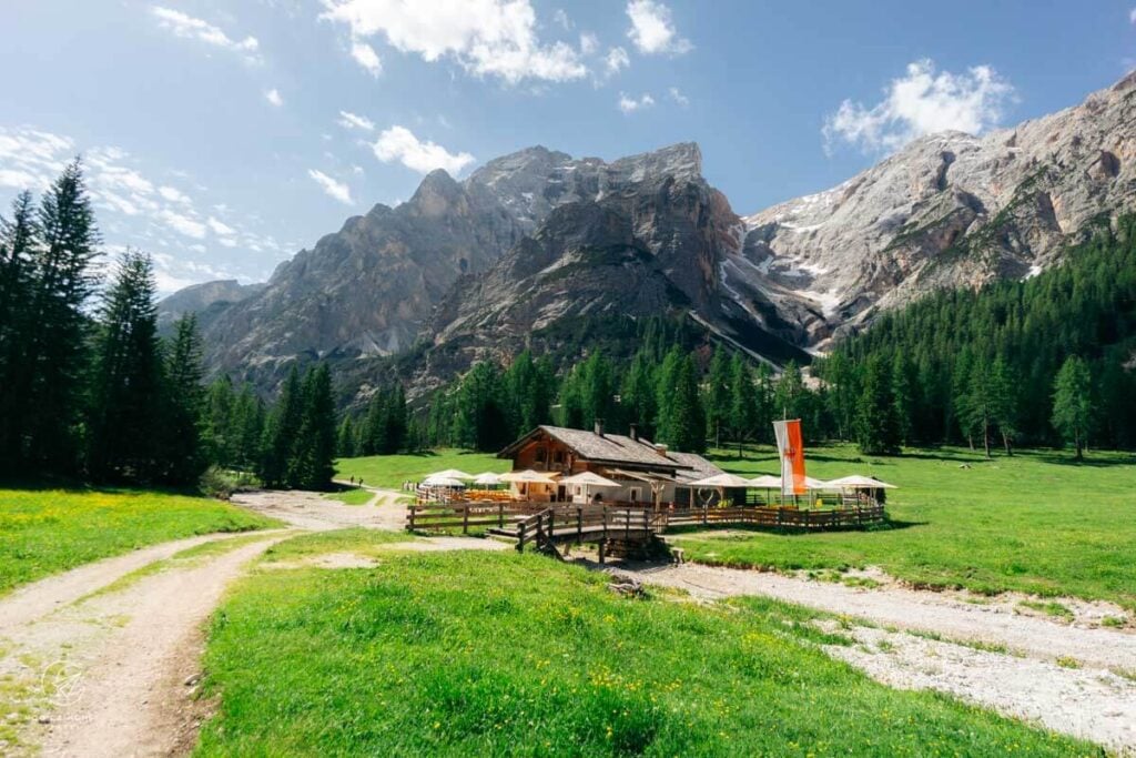 Grünwaldalm / Malga Foresta, Prags Dolomiten, Italien