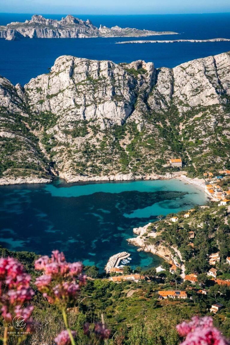 Marseille Itinerary with Day Trips to Calanques