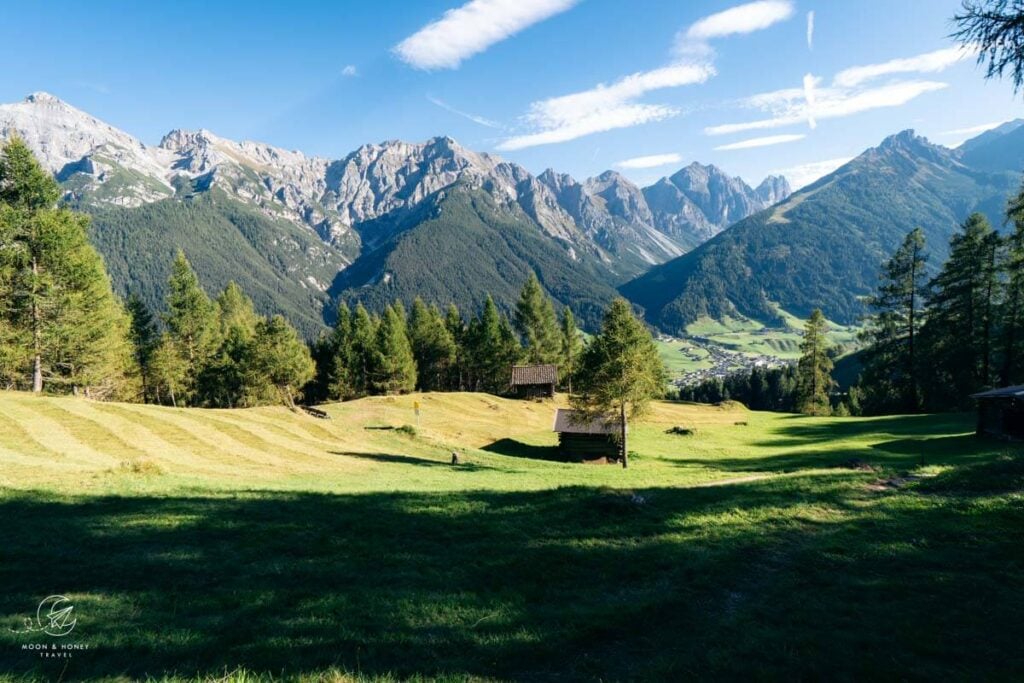 Naturschauplatz Gschmitz Viewpoint, Sunnenseit’n Weg hike, Stubai Valley