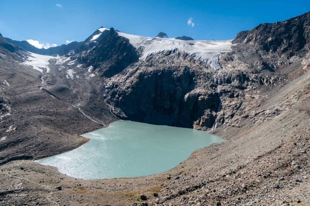 Lake Sulzenausee, Stubai High Trail, Austria