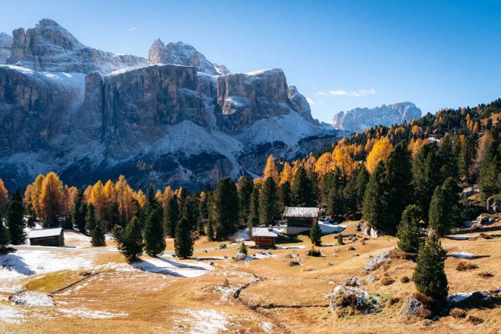 Colfosco High Trail to Passo Gardena in Autumn, Alta Badia