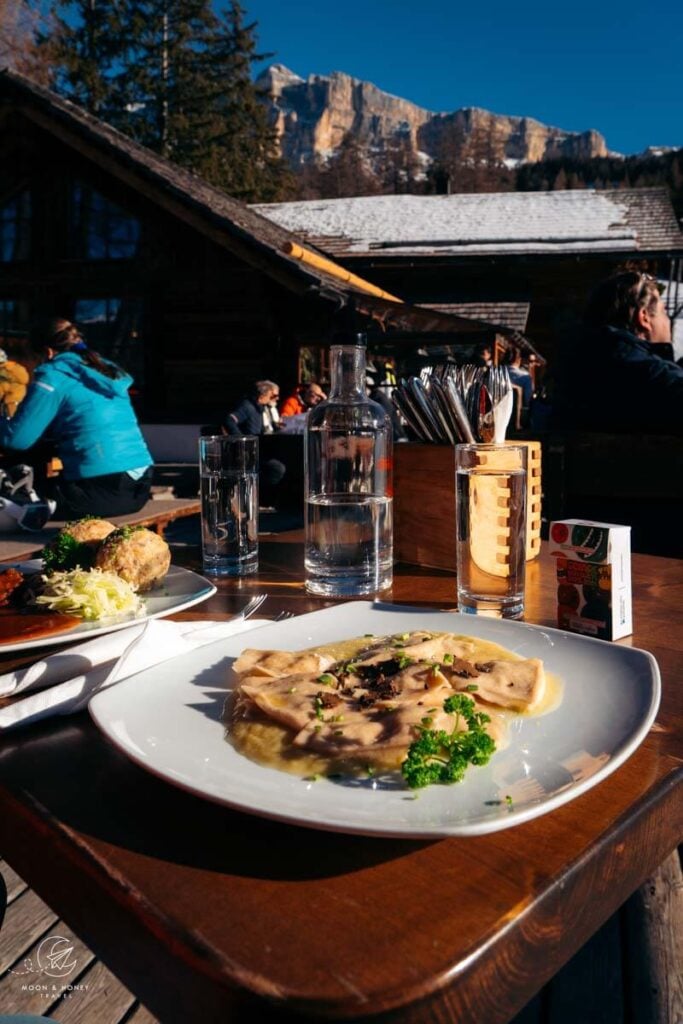 Ütia L’Tamá  Sciare con gusto, Alta Badia, Dolomites