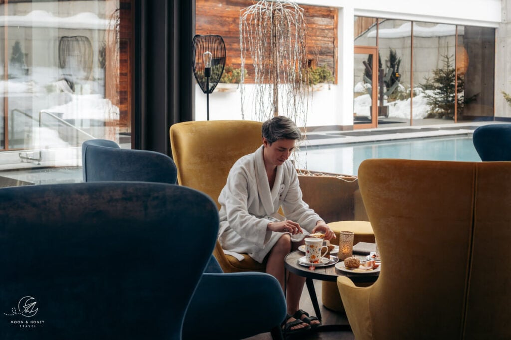 Enjoying the afternoon snack in Alpenwellness Hotel St. Veit
