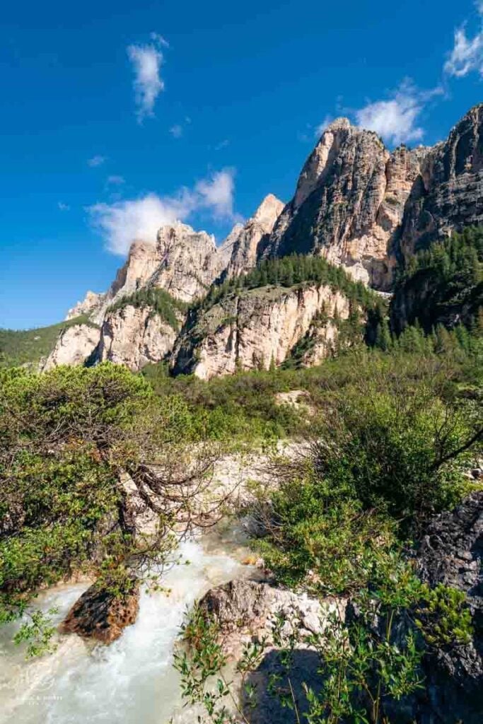 Capanna Alpina to Col de Locia hiking trail, Alta Badia, Dolomites
