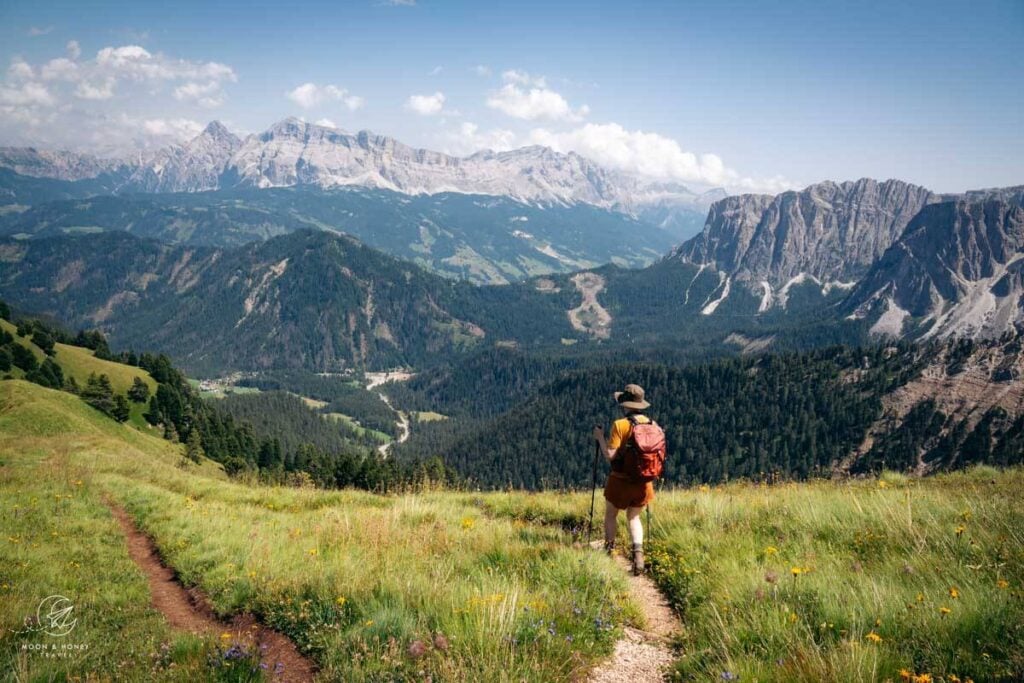 Hiking trail 4 from Kreuzkofeljoch to Lungiarü/Campill