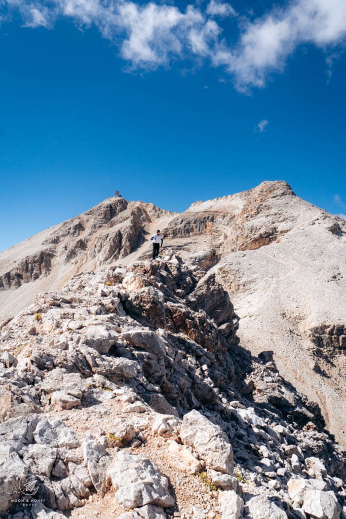Piz Lech Dlacè (Eisseespitze) Summit, Lichtenfelser Steig, Dolomites