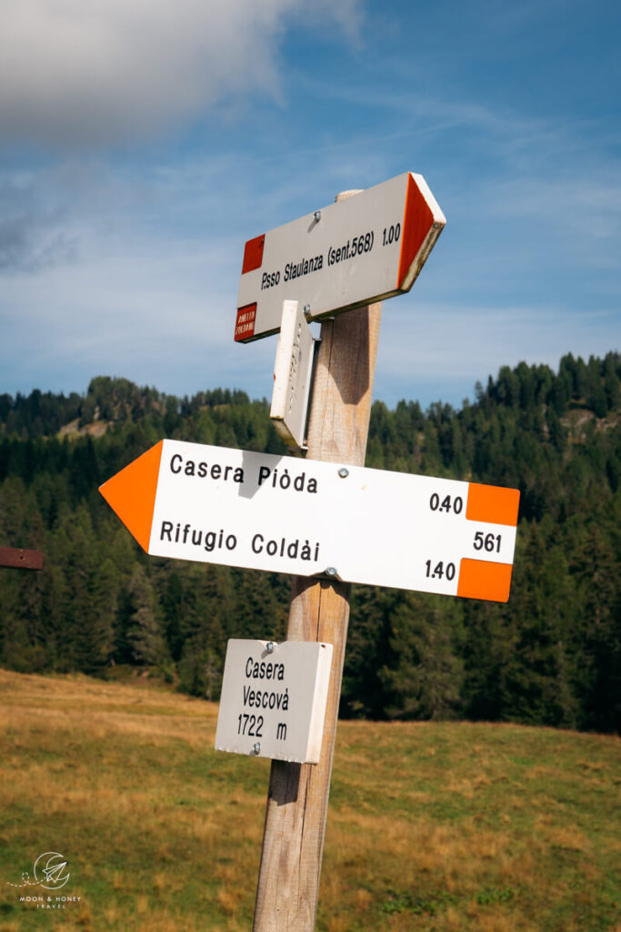 Alta Via 1 Trail Signage, Dolomites